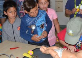 I STONAT SE DÁ S ÚSMĚVEM aneb září 2018 na dětském oddělení